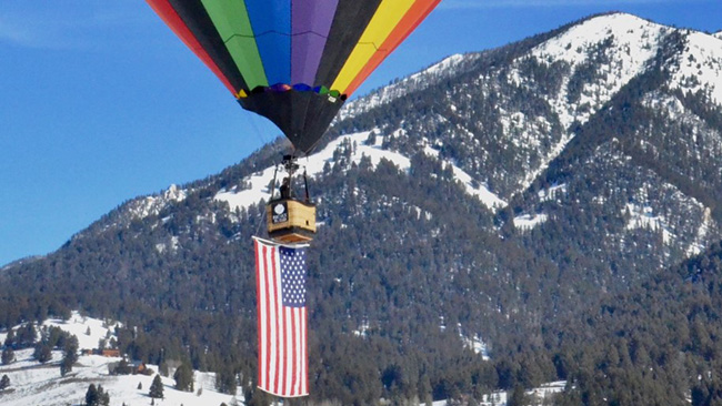 Big Sky Build Hot Air Balloon Above