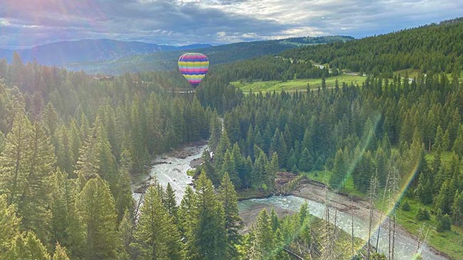 Gallatin River Big Sky Canyone Views Hot Air Balloon Ride