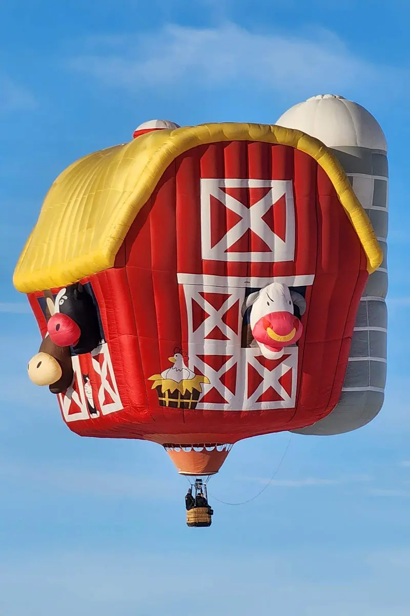 Barnstormer Fun Shaped Hot Air Balloon Barnstormer Fun Shaped Hot Air Balloon